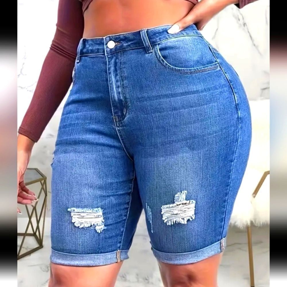 Womens Plus Size Denim Shorts, Washed Distressed sz 2XL
